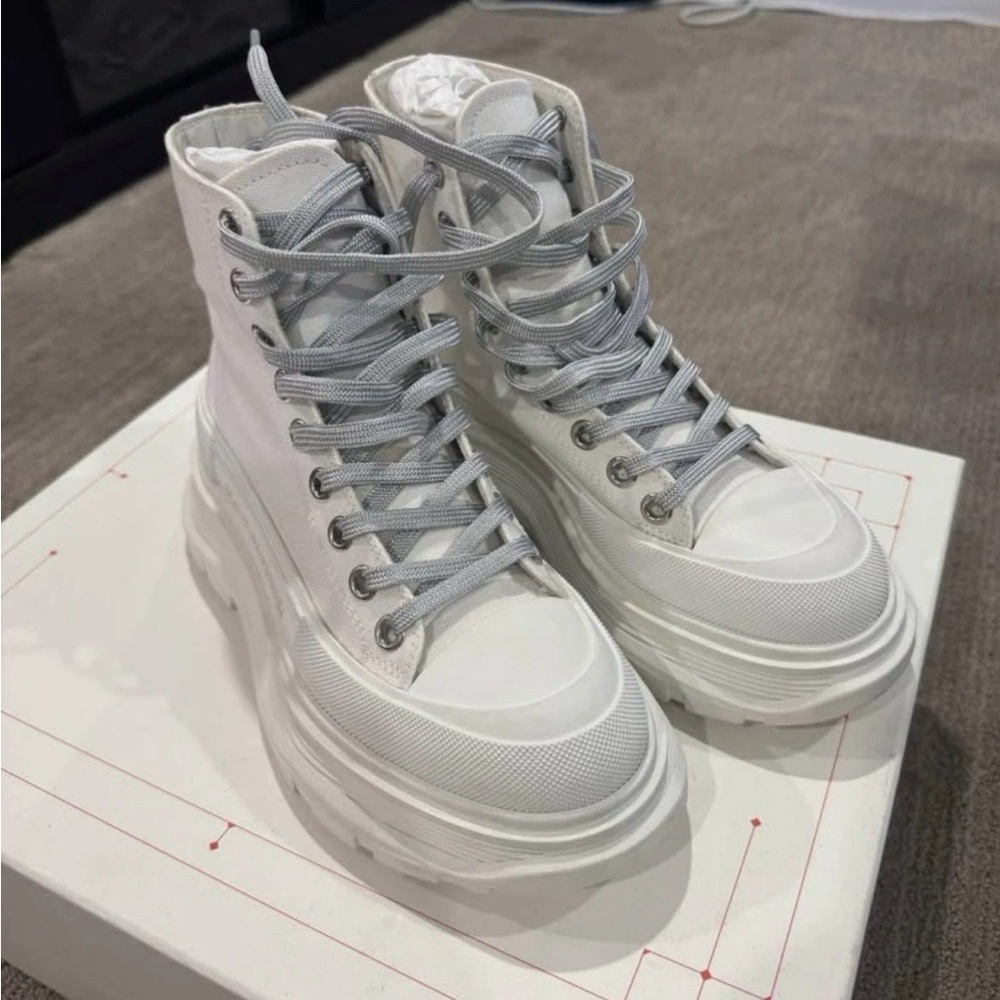 Alexander McQueen